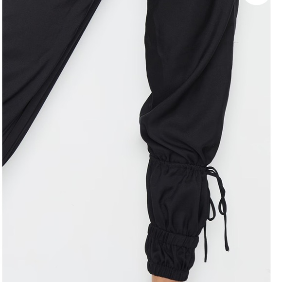 NWOT BLACK WOVEN HIGH WAIST TIE DETAIL PANTS - Picture 4 of 5